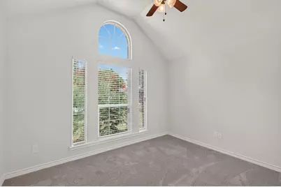 1512 Shadow Walk, Lockhart, TX 78644 - Photo 17