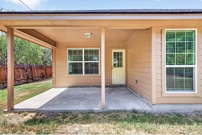 1512 Shadow Walk, Lockhart, TX 78644 - Photo 29