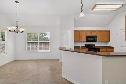 1512 Shadow Walk, Lockhart, TX 78644 - Photo 13