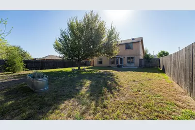 1576 Twin Cove, Kyle, TX 78640 - Photo 5