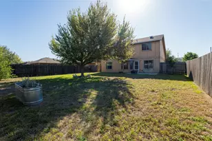 1576 Twin Cove, Kyle, TX 78640 - Photo 5