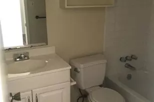 630 Maiden Ln, Austin, TX 78705 - Photo 9