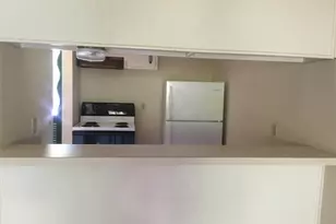 630 Maiden Ln, Austin, TX 78705 - Photo 5