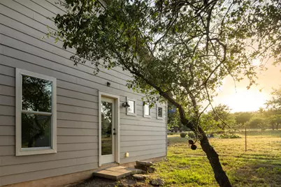 1816 Spring Valley Drive, Dripping Springs, TX 78620 - Photo 27