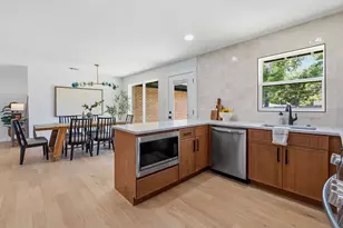 1203 Ridgehaven Dr, Austin, TX 78723 - Photo 11