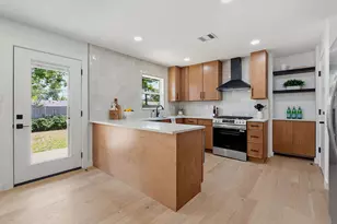 1203 Ridgehaven Dr, Austin, TX 78723 - Photo 9