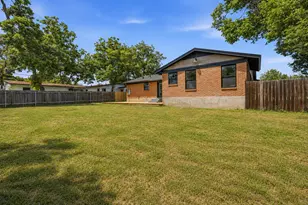 1203 Ridgehaven Dr, Austin, TX 78723 - Photo 27