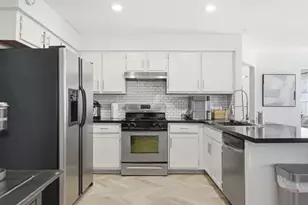 12906 Humphrey Dr, Austin, TX 78729 - Photo 11