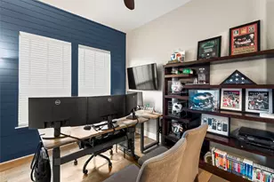 13009 Zen Villa Dr, Austin, TX 78739 - Photo 13