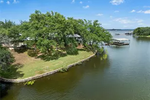 110 Island Lodges Ln, Buchanan Dam, TX 78609 - Photo 3