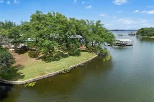 110 Island Lodges Ln, Buchanan Dam, TX 78609 - Photo 3