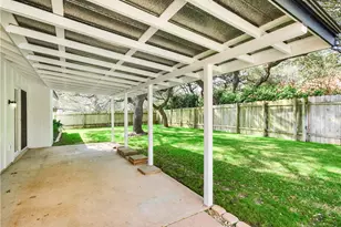 11718 Spotted Horse Dr, Austin, TX 78759 - Photo 3