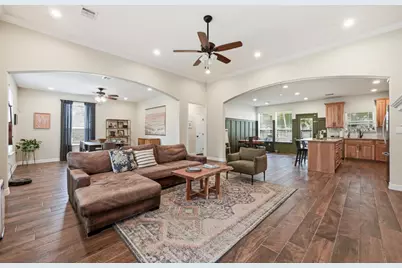 202 Cedar Hills Drive, Elgin, TX 78621 - Photo 7