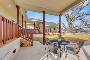 2102 S Church St, Georgetown, TX 78626 - Photo 31