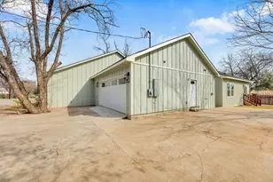 2102 S Church St, Georgetown, TX 78626 - Photo 29