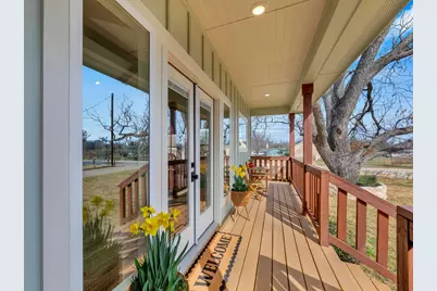 2102 S Church Street, Georgetown, TX 78626 - Photo 3