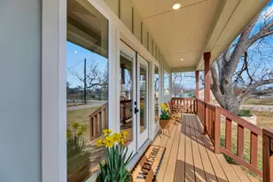 2102 S Church St, Georgetown, TX 78626 - Photo 3