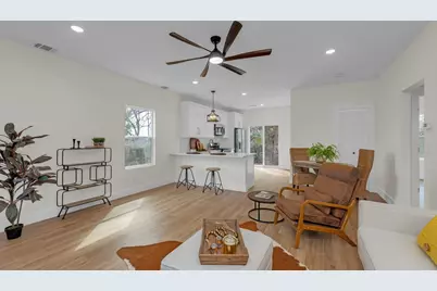 2102 S Church Street, Georgetown, TX 78626 - Photo 9