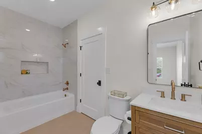 2102 S Church Street, Georgetown, TX 78626 - Photo 17