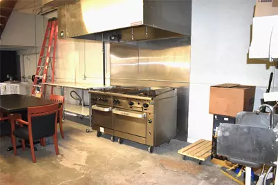 239 N Main Street, Rockdale, TX 76567 - Photo 25