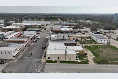 239 N Main Street, Rockdale, TX 76567 - Photo 31