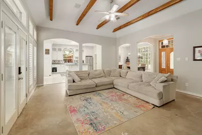 286 Arbors Circle, Elgin, TX 78621 - Photo 5