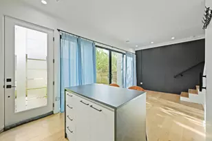 1206 Luna St, Austin, TX 78721 - Photo 19