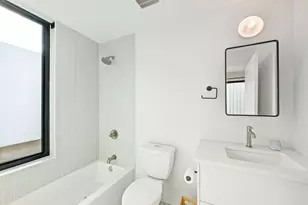 1206 Luna St, Austin, TX 78721 - Photo 25