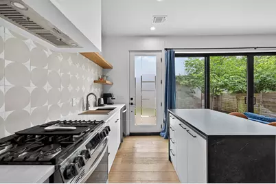 1206 Luna Street #2, Austin, TX 78721 - Photo 19