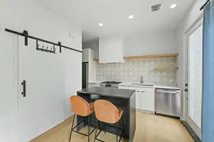 1206 Luna St, Austin, TX 78721 - Photo 17