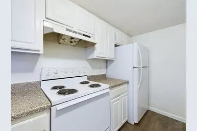 2124 Burton Drive #140, Austin, TX 78741 - Photo 9