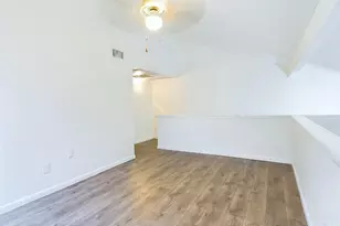 2124 Burton Dr, Austin, TX 78741 - Photo 15