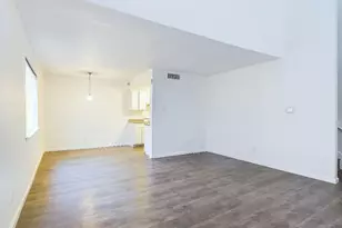 2124 Burton Dr, Austin, TX 78741 - Photo 3