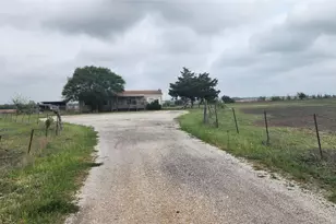 9338 E San Marcos Hwy, Fentress, TX 78622 - Photo 23