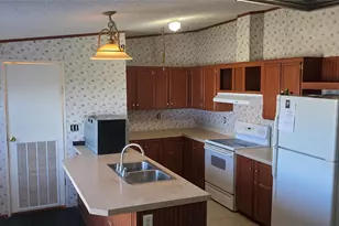 9338 E San Marcos Hwy, Fentress, TX 78622 - Photo 9