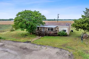 9338 E San Marcos Hwy, Fentress, TX 78622 - Photo 1