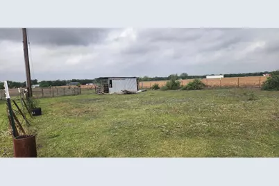 9338 E San Marcos Highway, Fentress, TX 78622 - Photo 23