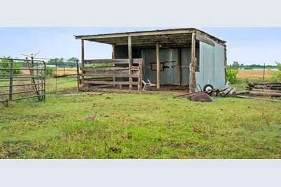 9338 E San Marcos Highway, Fentress, TX 78622 - Photo 33