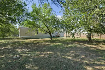124 Shawn Lane, Seguin, TX 78155 - Photo 11