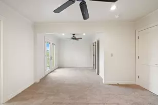 3200 Maywood Ave, Austin, TX 78703 - Photo 23