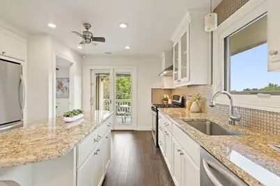 3200 Maywood Avenue, Austin, TX 78703 - Photo 15