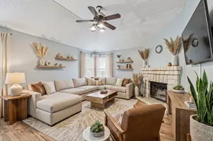 510 Maybrook Dr, Buda, TX 78610 - Photo 11