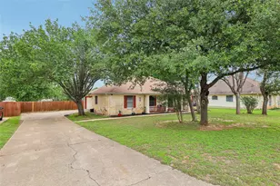 510 Maybrook Dr, Buda, TX 78610 - Photo 5