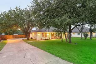 510 Maybrook Dr, Buda, TX 78610 - Photo 37