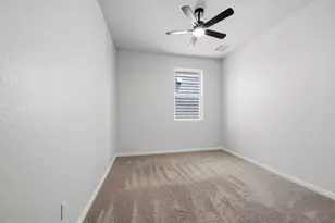 727 Gray Fox Loop, Hutto, TX 78634 - Photo 11