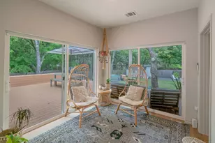 2504 Friar Tuck Ln, Austin, TX 78704 - Photo 9