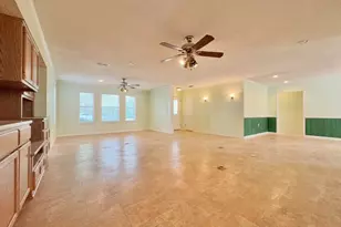 608 Mogonye Ln, Elgin, TX 78621 - Photo 9