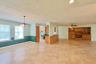 608 Mogonye Ln, Elgin, TX 78621 - Photo 7