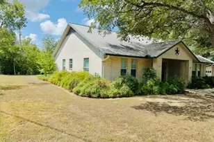 608 Mogonye Ln, Elgin, TX 78621 - Photo 37