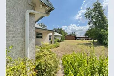 608 Mogonye Lane, Elgin, TX 78621 - Photo 35